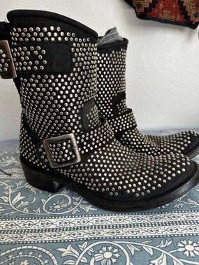 Old Gringo Mid-Calf/ motoEnginner Boots